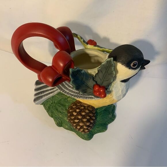 Lenox Chickadee Creamer Figurine For the Holidays Christmas Bird Winter Greeting - Picture 4 of 9